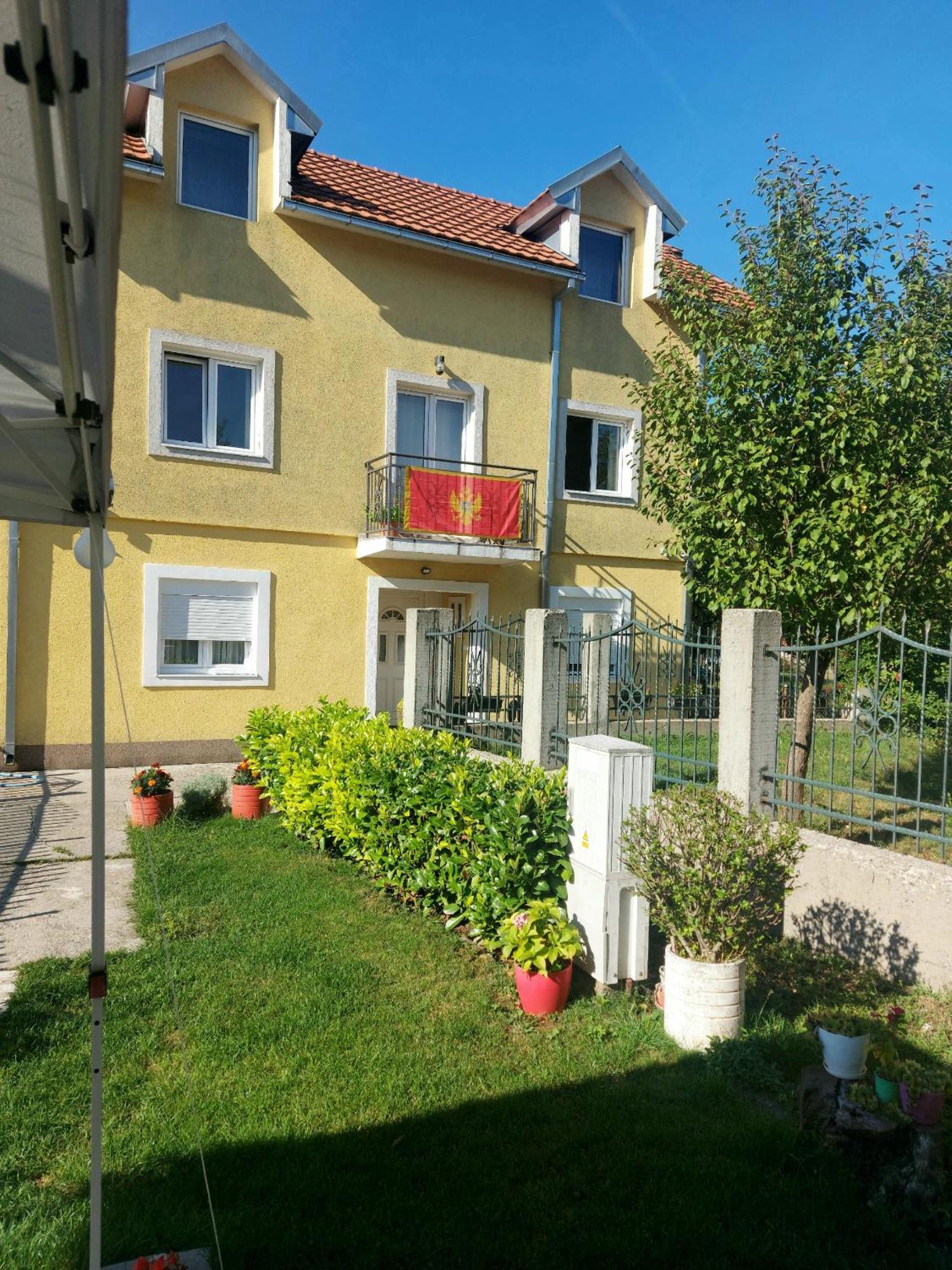 Lucic Guesthouse Cetinje Buitenkant foto