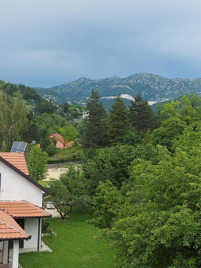 Lucic Guesthouse Cetinje Buitenkant foto